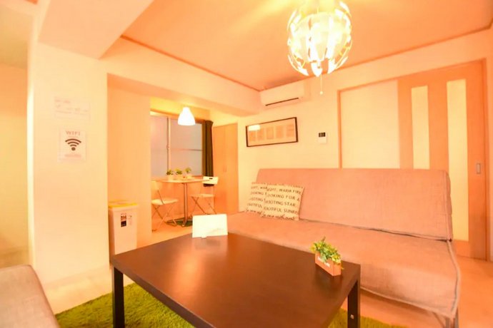 Yokoduna Hostel