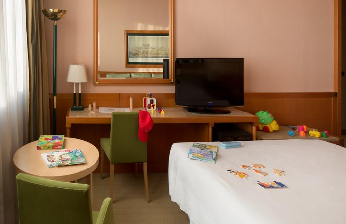 Starhotels President