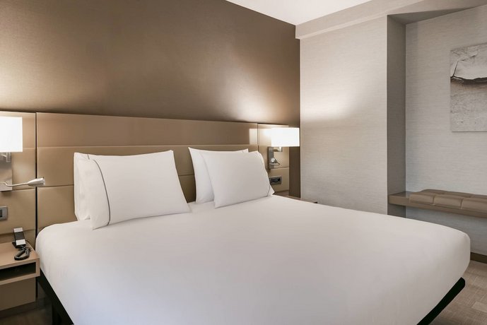 AC Hotel Los Vascos