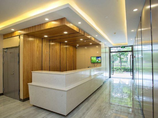 Hi Inn Shanghai Jiading New Town