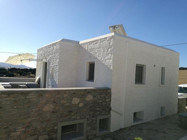 Antiparos Homes