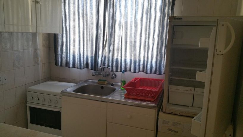 Nondas Hill Apts