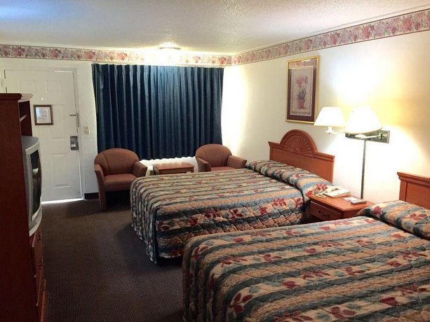 Driftwood Inn - Lake City