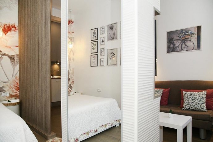 Anna Apartments Split