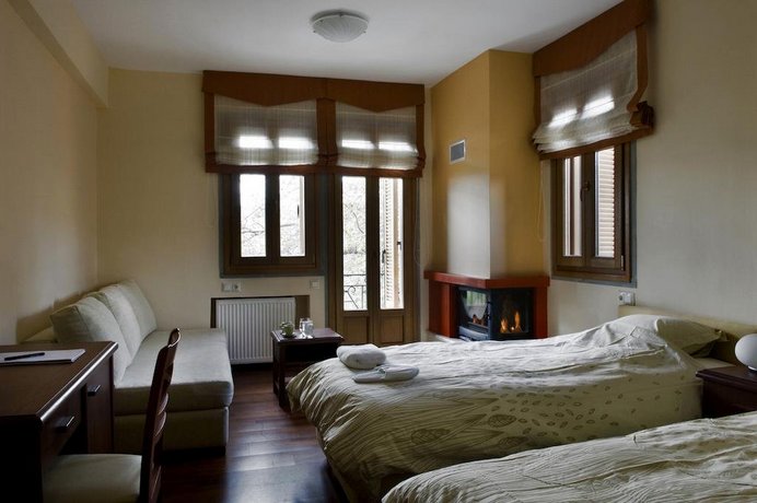 Rentinia Inn