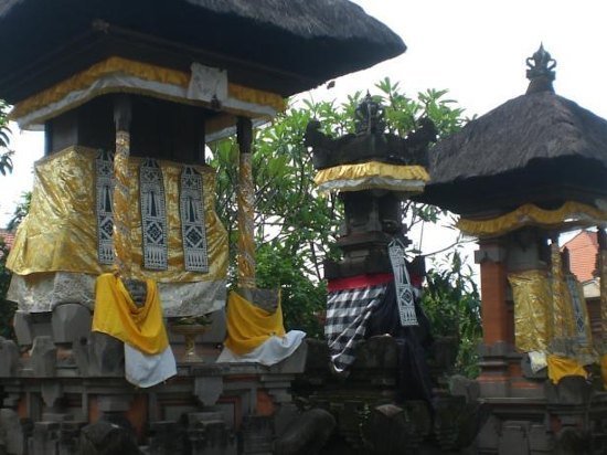 Adi House Homestay