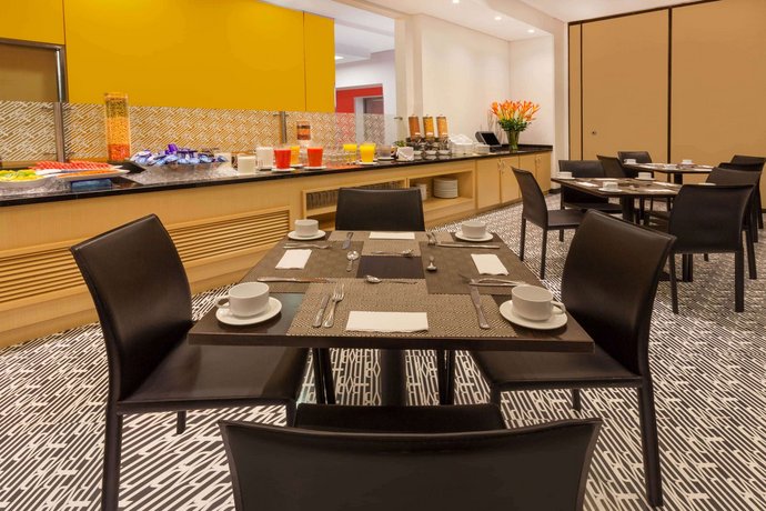 TRYP By Wyndham Bogota Embajada