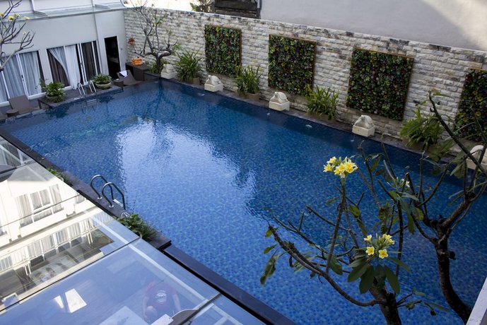 Fashion Hotel Legian