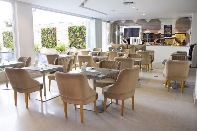 Fashion Hotel Legian