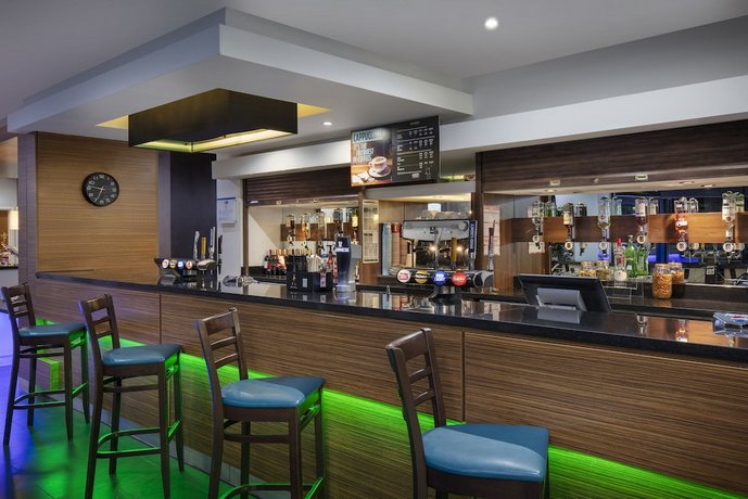 Holiday Inn Express London Heathrow T5