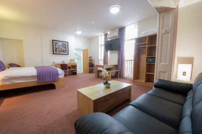 Connaught House Hotel London ExCeL