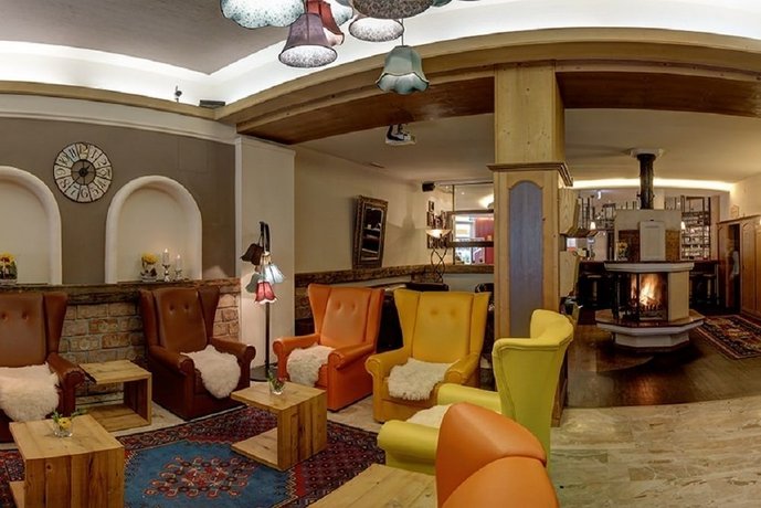 Hotel Latini Zell am See
