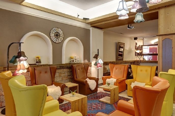 Hotel Latini Zell am See