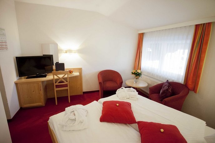 Hotel Latini Zell am See