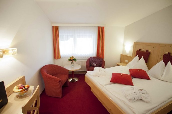Hotel Latini Zell am See