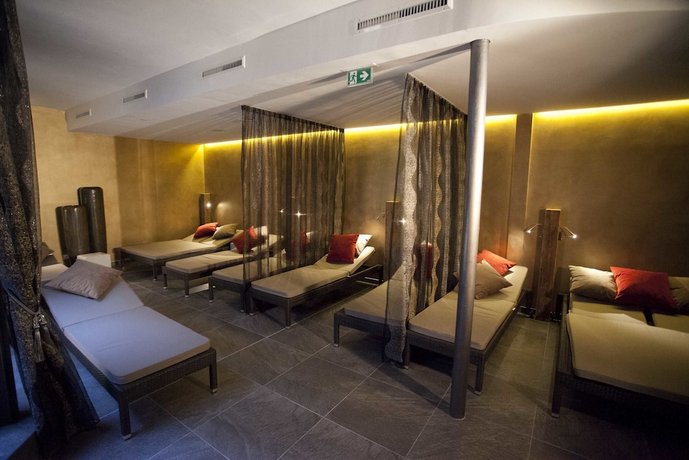 Hotel Latini Zell am See