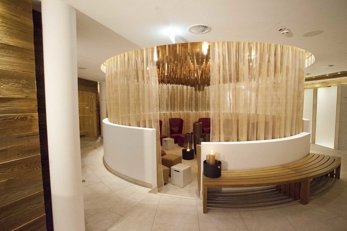 Hotel Latini Zell am See