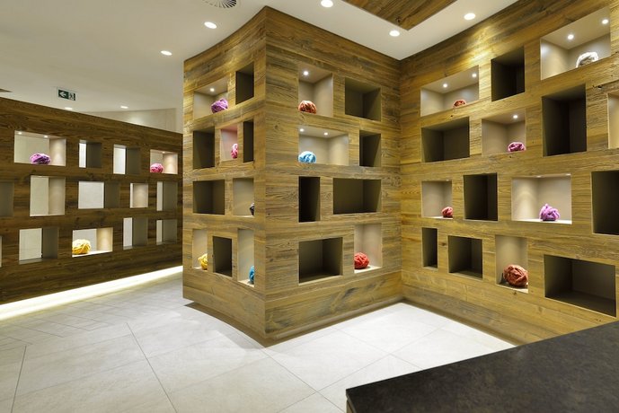 Hotel Latini Zell am See