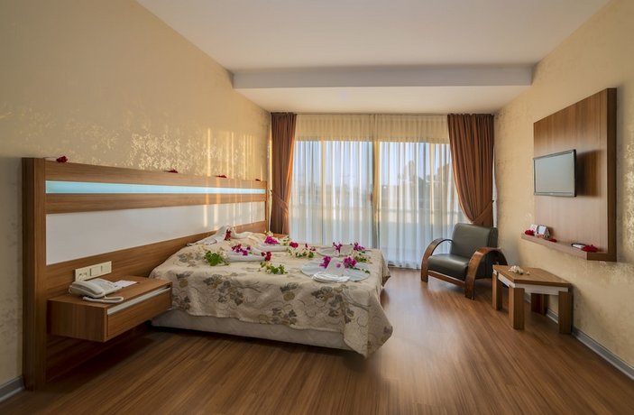 Santa Marina Hotel Antalya