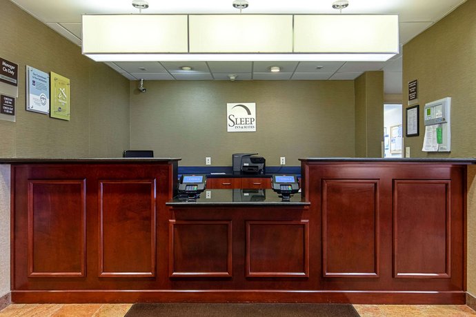 Sleep Inn & Suites Dyersburg