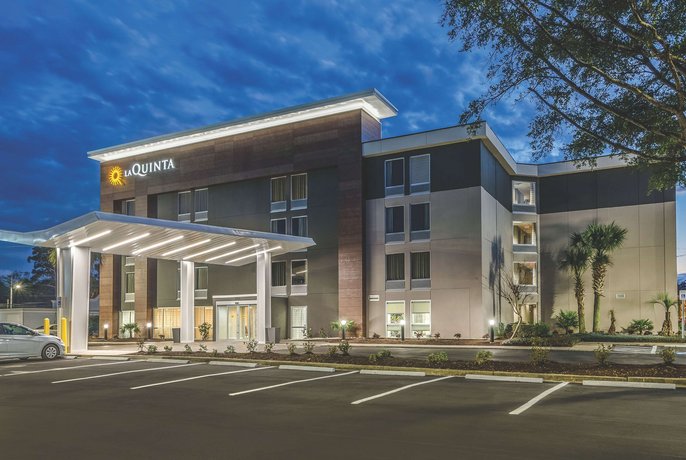 La Quinta Inn & Suites Myrtle Beach- N Kings Hwy