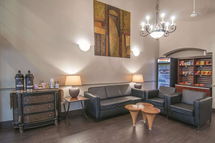 La Quinta Inn San Antonio Brooks City Base