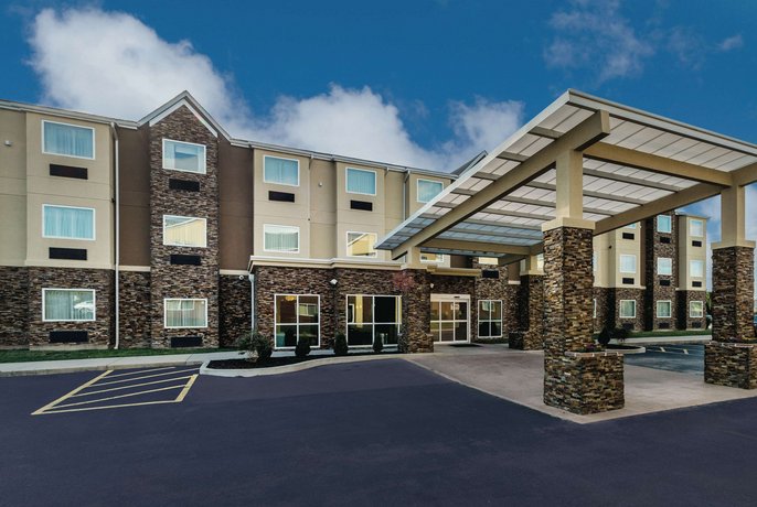 La Quinta by Wyndham Collinsville - St Louis