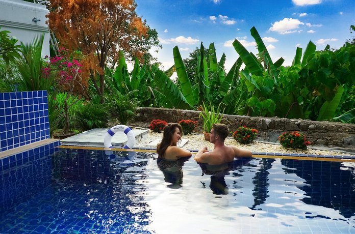 Patong Hill sea view villa 4 bedroom private pool