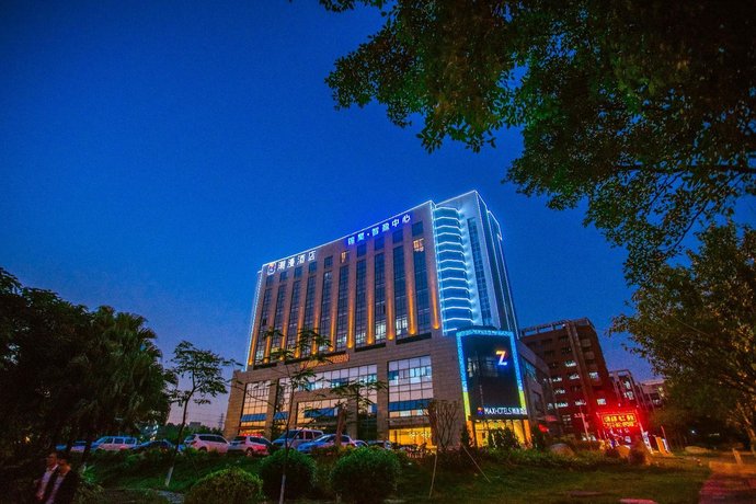 Zmax Hotel Guangzhou Science City