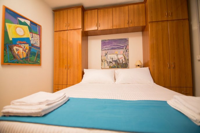 B&B Artistic Tirana