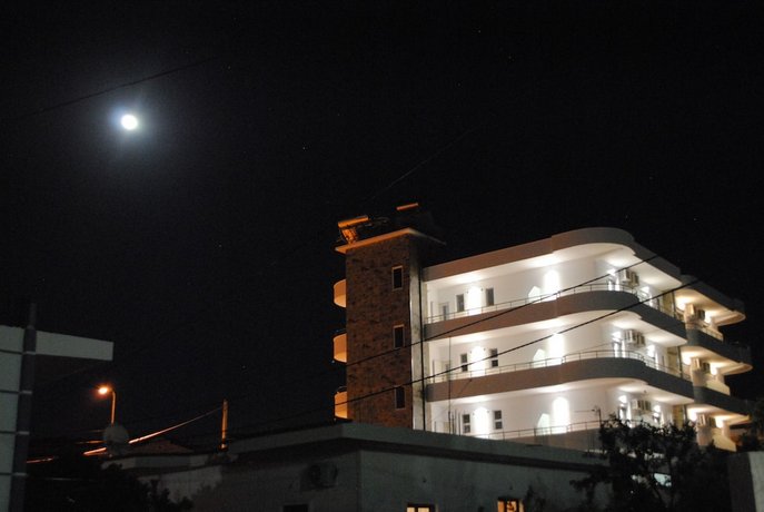 VISI Apartments