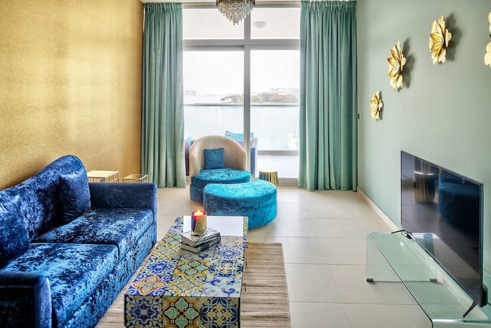 Luxury Staycation - Azure Residences