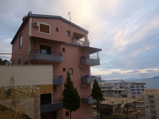 Villa Crystal Sarande