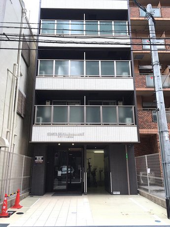 Elizabeth Garden Shinsaibashi
