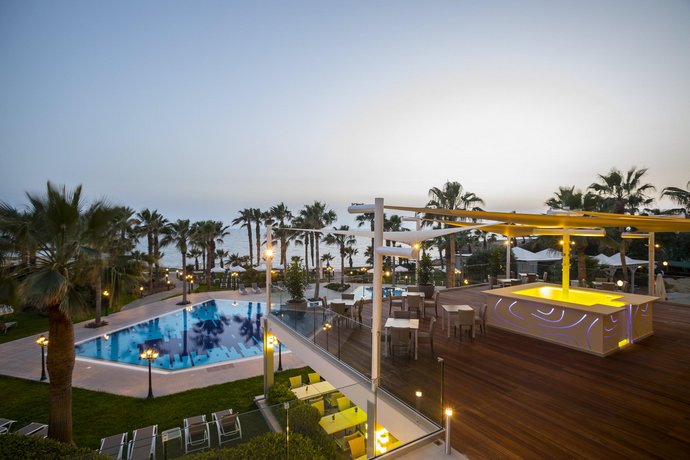 Aquamare Beach Hotel & Spa