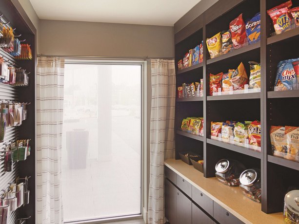 La Quinta Inn & Suites Cleveland - Airport North
