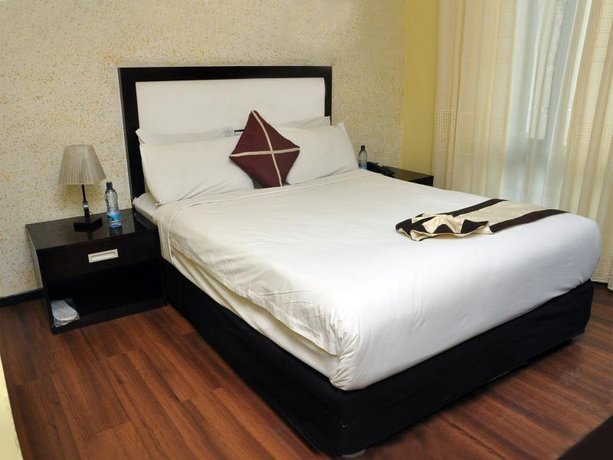 Edna Addis Hotel