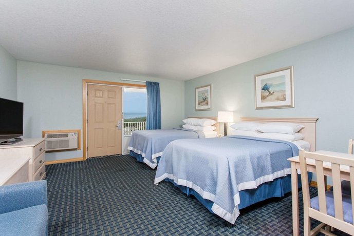 Days Inn by Wyndham Kill Devil Hills Oceanfront Wilbur