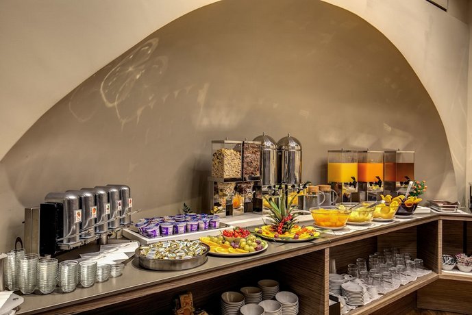 Al Manthia Hotel