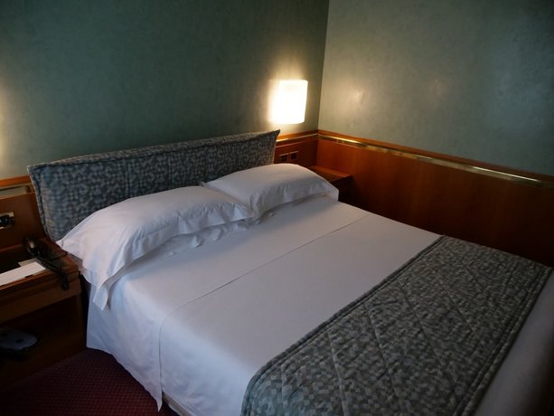 Michelangelo Hotel