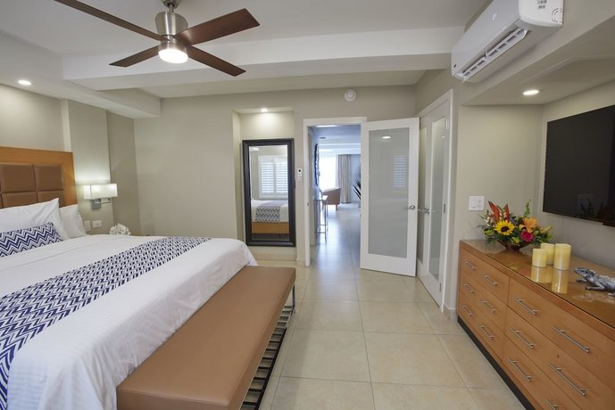 Divi Dutch Village Resort