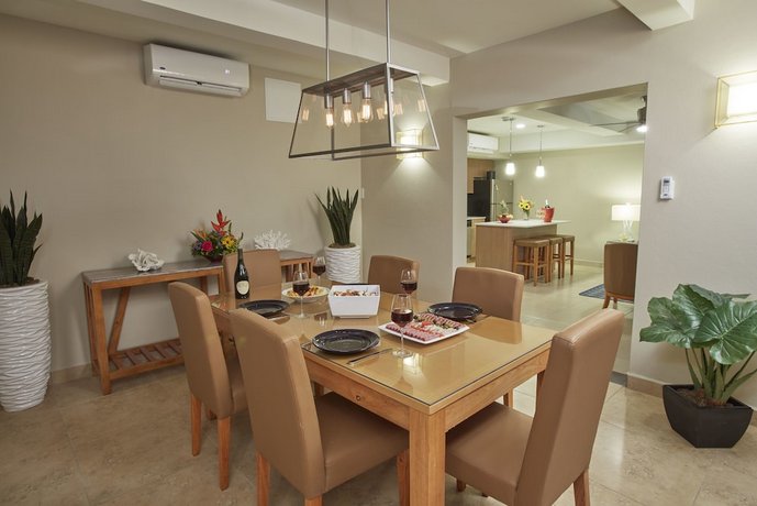 Divi Dutch Village Resort