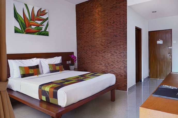 Wina Holiday Villa Hotel