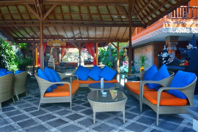 Wina Holiday Villa Hotel