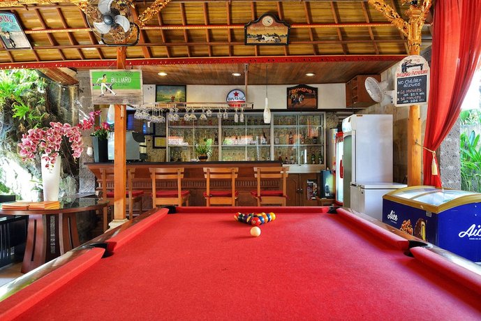 Wina Holiday Villa Hotel