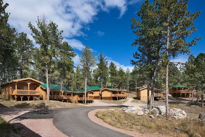 Rock Crest Lodge Cabins Custer Compare Deals