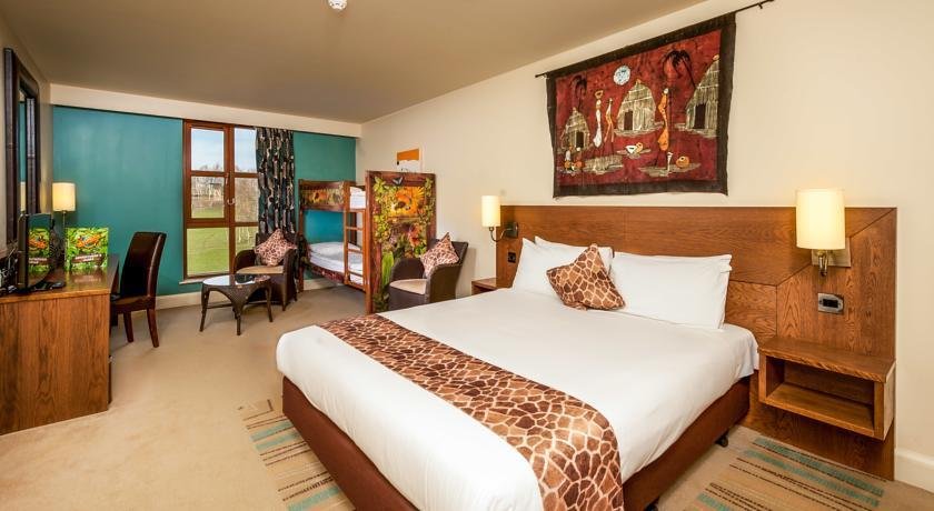 Chessington Safari Hotel (ex. Chessington Hotel)