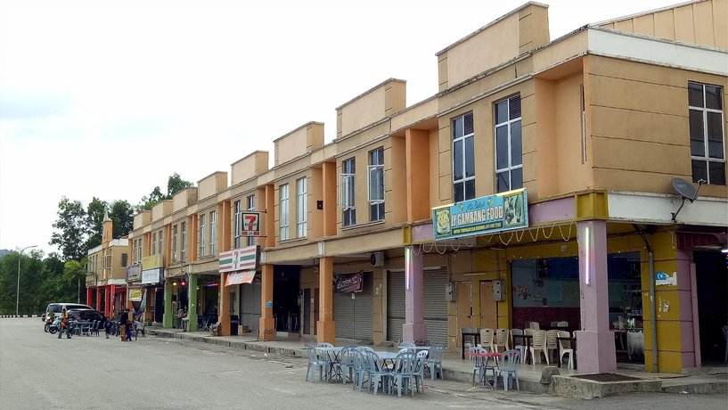 Gambang Bungalow Hometays 6 Rooms For Muslim