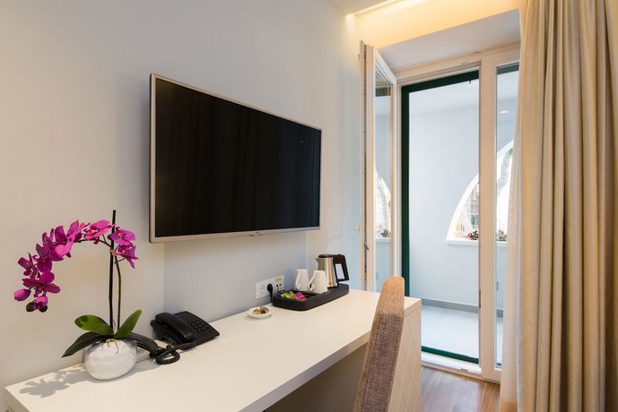 Balatura The Fine Bed&Breakfast Split (ex. Balatura Split Luxury Rooms)