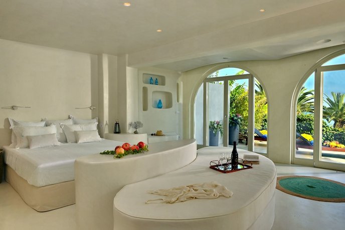 Calypso Villas